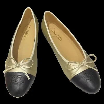Chanel Head shoes